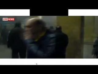 explosion in the moscow metro 03/29/2010 (do not watch for the faint of heart)